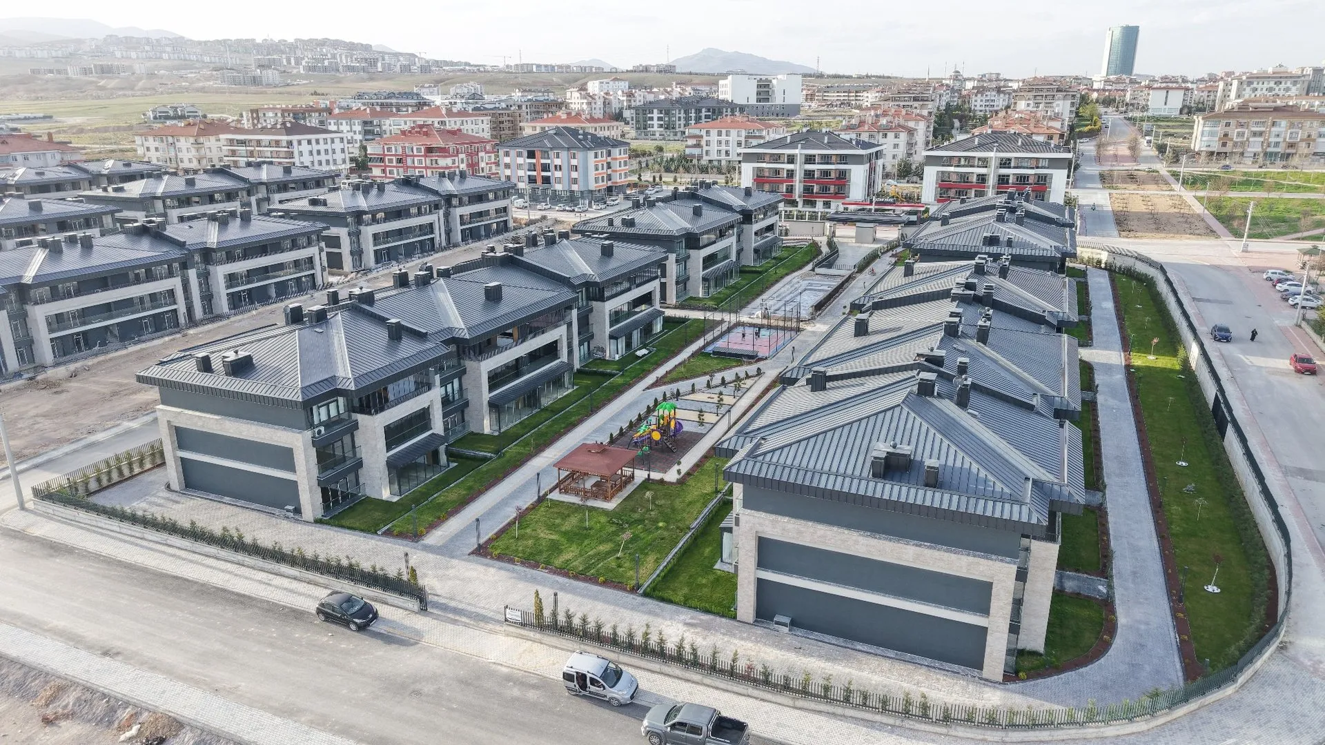 ZEYNEP HANIM KONAKLARI’NDA TESLİM SÜRECİ BAŞLADI